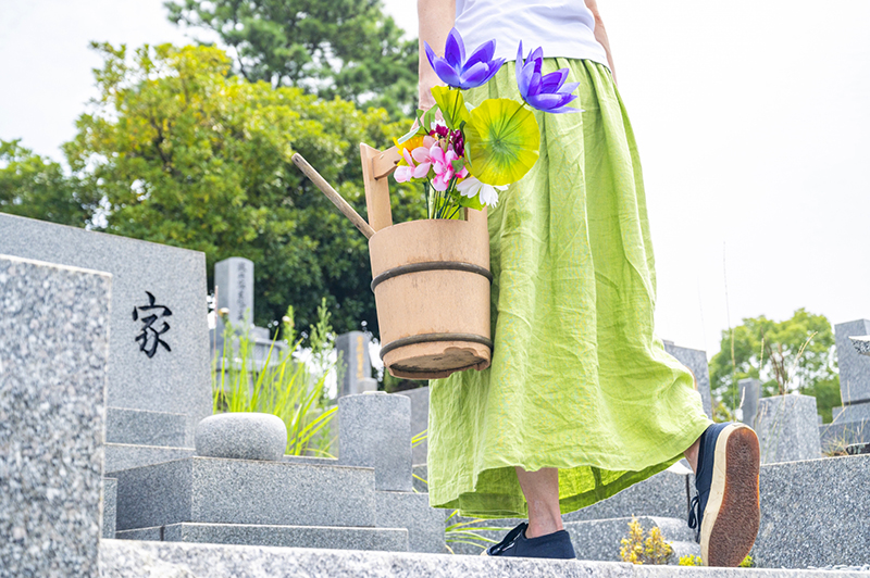 墓花・仏花の選び方 - 花コミュなずな